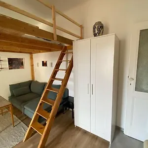 Charming In The Heart Of Gellert Area. Apartamento Budapest